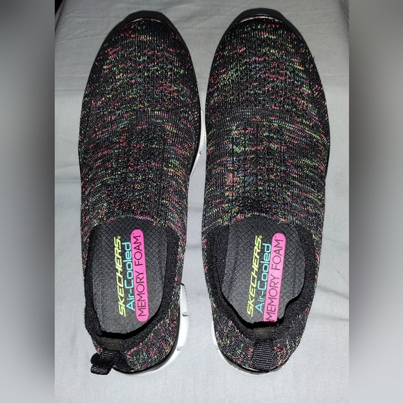 Skechers Air Cooled Memory Foam SN 12419 Black Knit Slip On Sneakers Size 8 - Picture 4 of 10